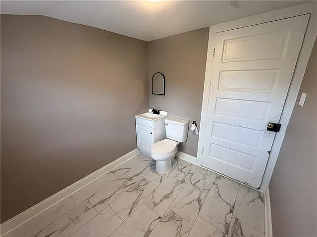 417 Norco St — Photo 5