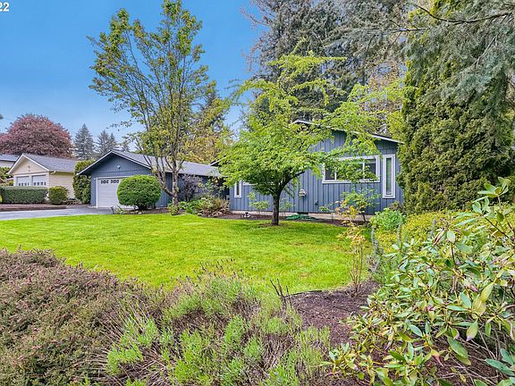 3rd image of 7304 NE 71st St