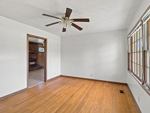 4th image of 208 Scattersville Rd