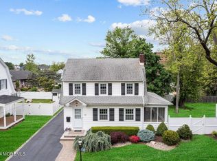 123 Maple Pl, Keyport, NJ 07735