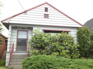 7712 15th Ave NE, Seattle, WA 98115