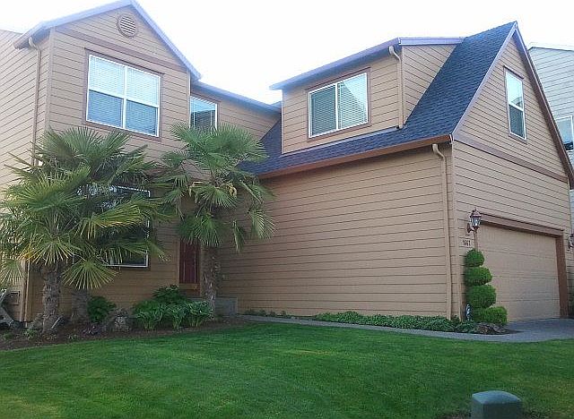 2nd image of 1667 NW 8th Ave