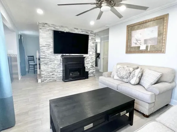 10 W Amsterdam Ave, Fair Lawn, NJ 07410