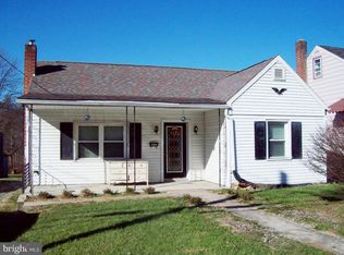 833 E Walnut St, Lewistown, PA 17044