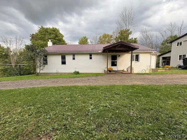 10054 Pratt Rd, Houghton, NY 14744