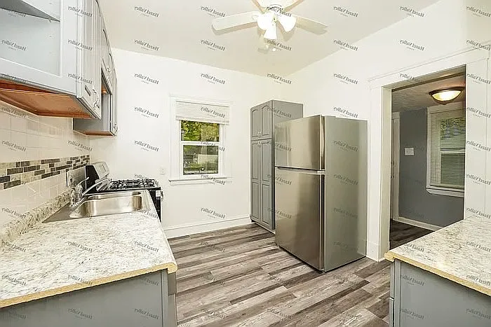 912 Yellowstone Rd #1 — Photo 3