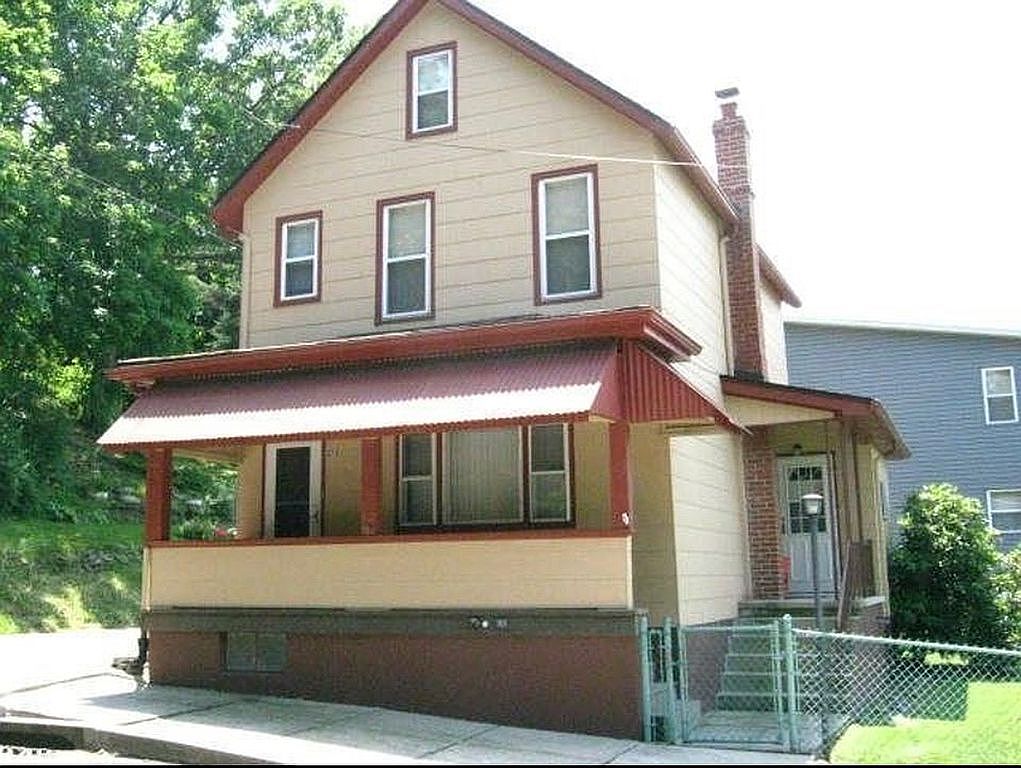 272 2nd St, Coaldale, PA 18218 Zillow