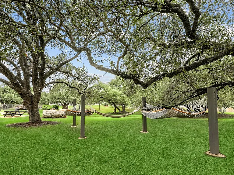 Hammock garden