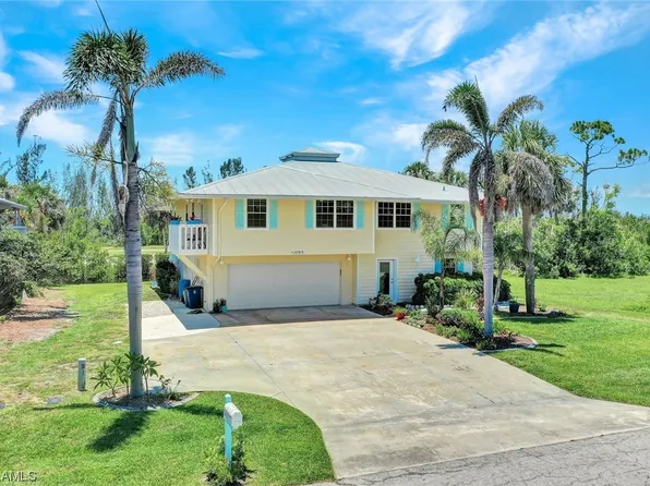 14139 Clubhouse Dr, Bokeelia, FL 33922