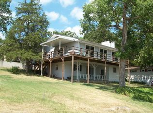 130 Parkway Rd, Galena, MO 65656