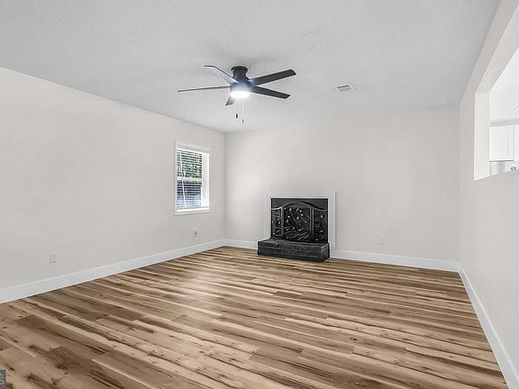 4th image of 127 Glenn Bryant Rd