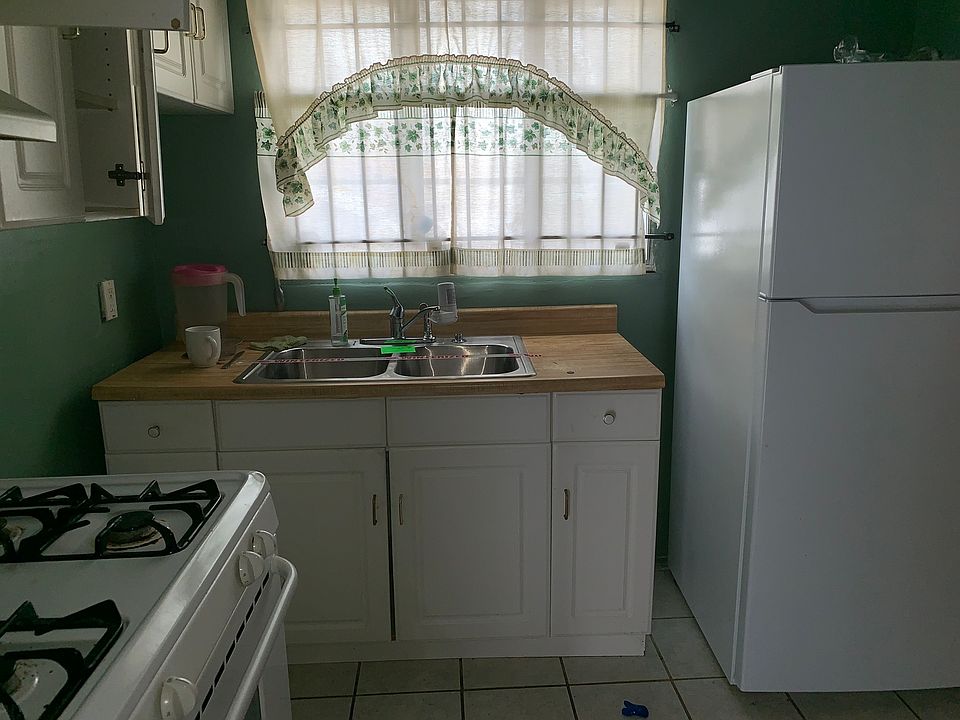 2nd image of 9543 S Calhoun Ave
