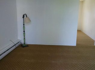 228 Philadelphia Ave, Egg Harbor City, NJ 08215