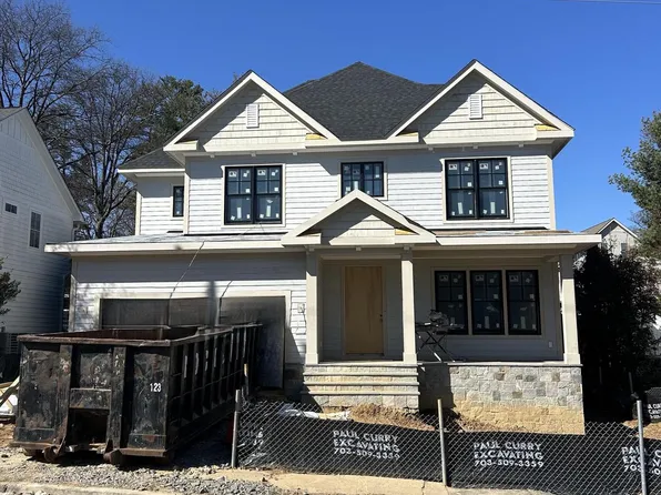 5813 22nd St N, Arlington, VA 22205