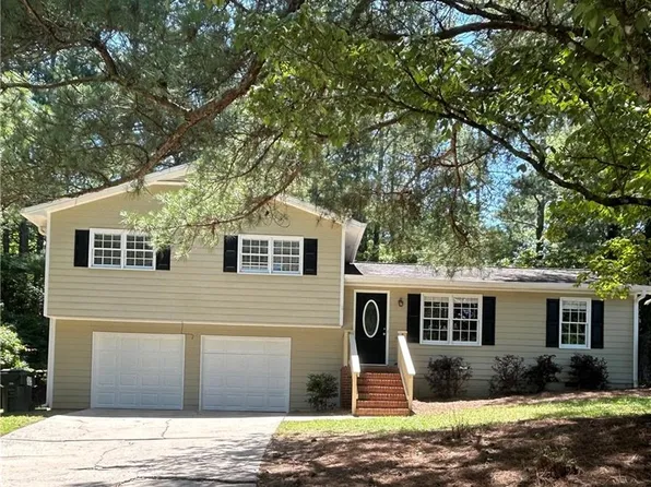 3692 Stoney View Dr, Marietta, GA 30062