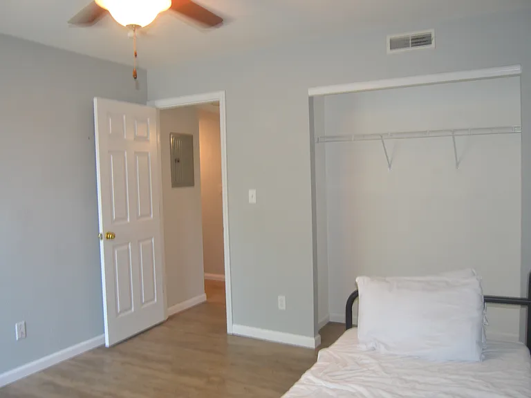 1937 Greenpoint Dr #203 — Photo 10