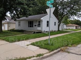 1337 Oak St, Oshkosh, WI 54901