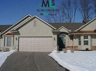 6096 Northridge Hl, Brighton, MI