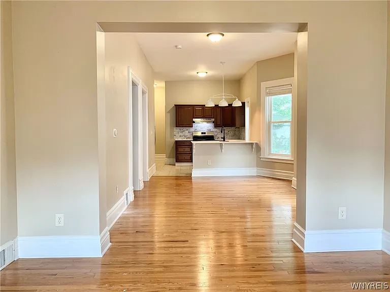 514 Massachusetts Ave #LOWER — Photo 5