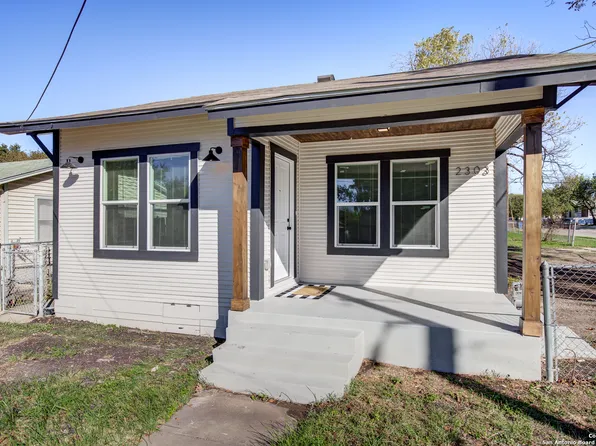 2303 ARBOR PL, San Antonio, TX 78207