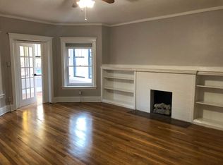 848 W Belle Plaine Ave #1, Chicago, IL 60613