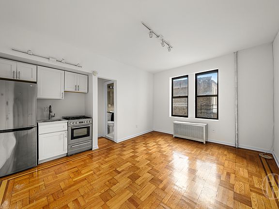 2nd image of 345 Bay Ridge Pkwy #2T