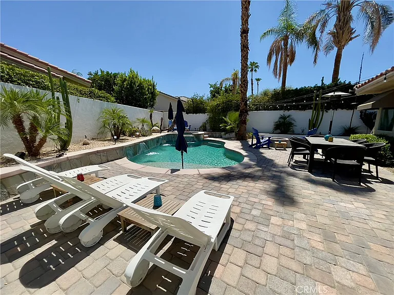 44451 Kings Canyon Ln — Photo 24