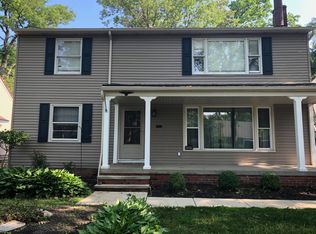 26726 Normandy Rd, Bay Village, OH 44140