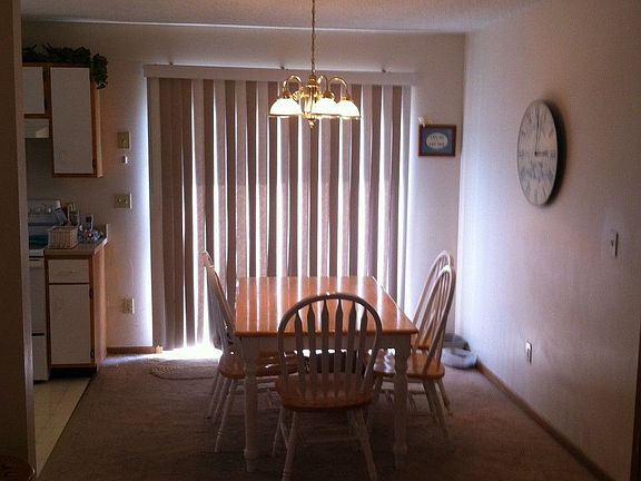 4th image of 127 Grand Central Dr