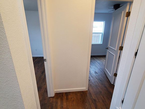 3rd image of 4330 S Polk St