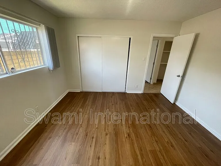 7716 S Figueroa St #4 — Photo 15