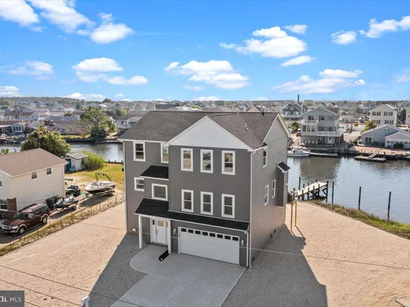 151 E Raritan Dr, Little Egg Harbor, NJ 08087