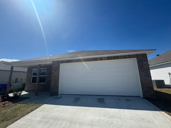 1211 Agogo Ln, Conway, AR 72034