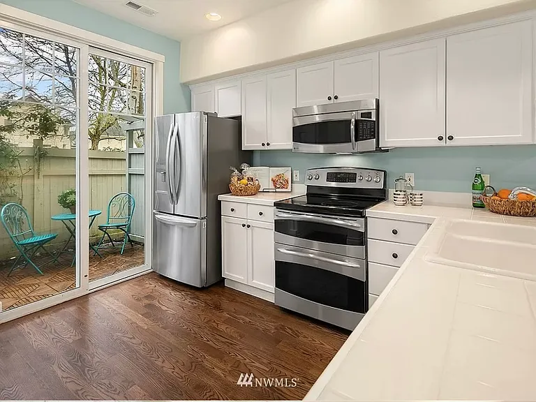 4187 248th Ct SE — Photo 10