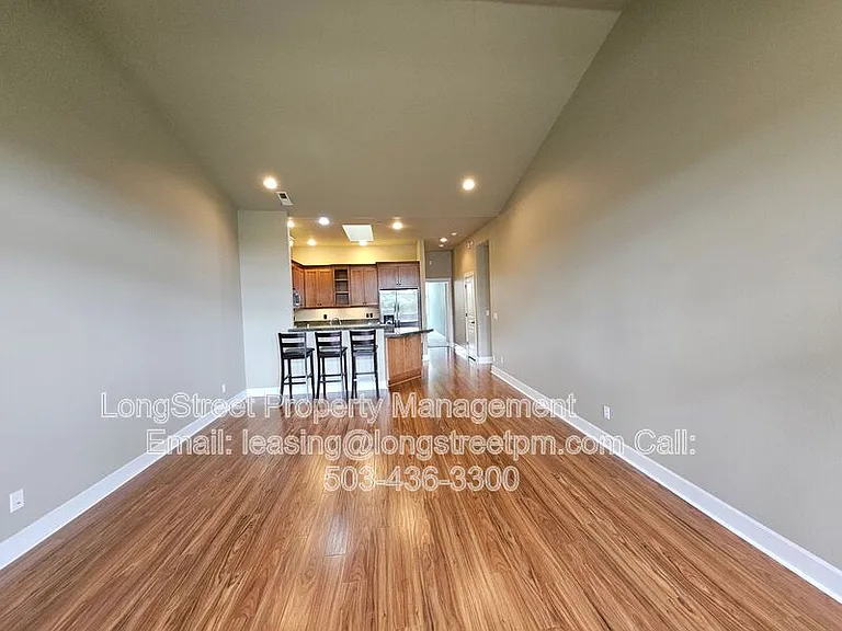 10225 SE Bristol Ln — Photo 10