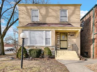 10558 S Prairie Ave, Chicago, IL 60628
