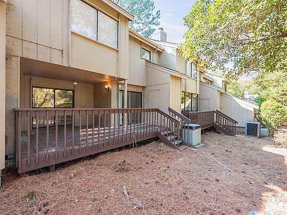 5th image of 4100 Five Oaks Dr #1