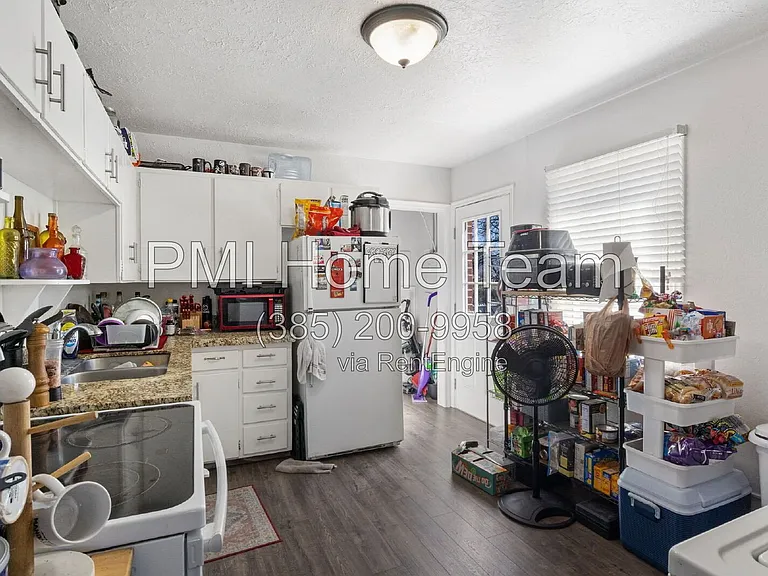 732 Campbell Hts #A — Photo 7