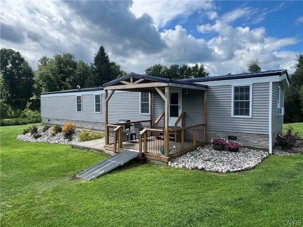 420 Island Branch Rd, Gouverneur, NY 13642