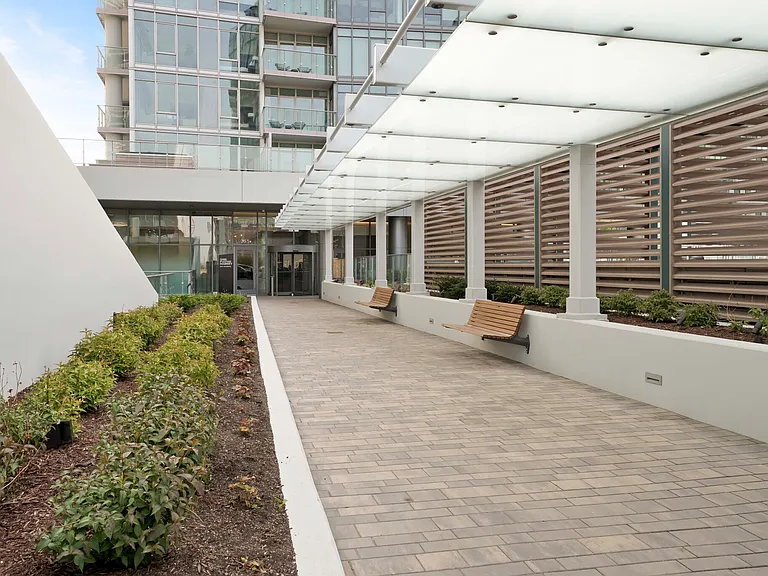 354 N Union Ave #STUDIO — Photo 12