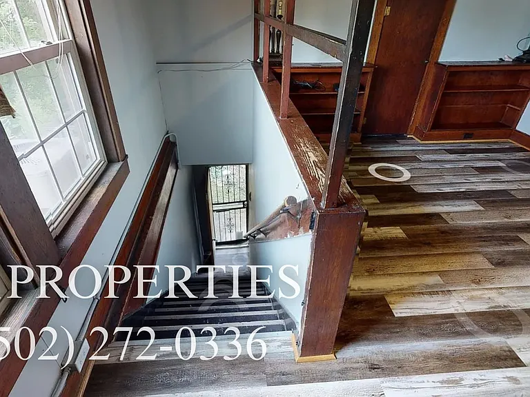 697 S 44th St — Photo 10