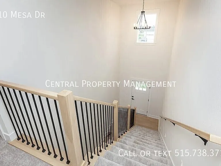 810 Mesa Dr — Photo 7