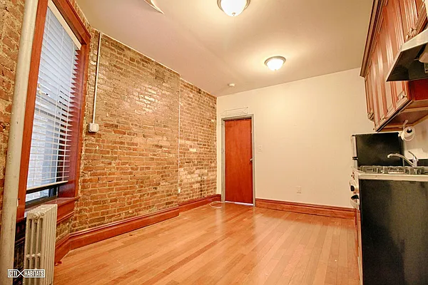 Rented by Citi Habitats | media 27