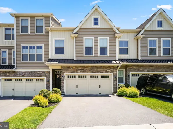 219 Ash Ln, Kennett Square, PA 19348
