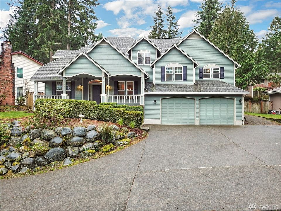1st image of 2308 33rd Ave SE