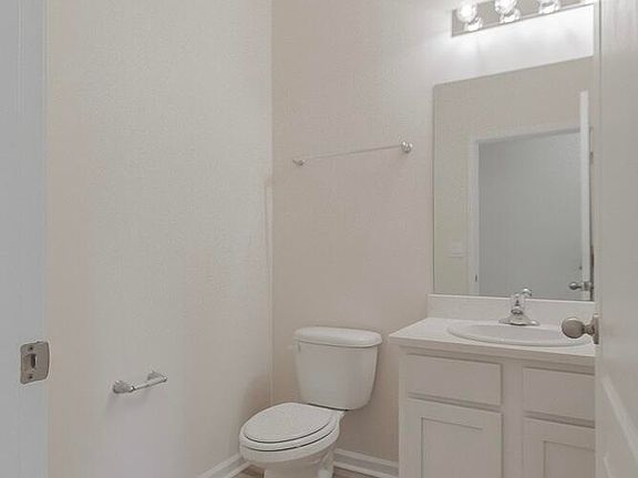 5th image of 2223 Willow Springs Dr