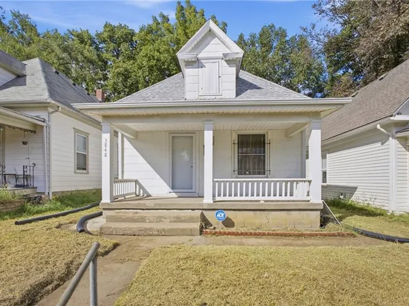 3848 E 9th Ter, Kansas City, MO 64127
