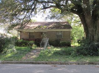 300 Oak Dr, Mobile, AL 36617