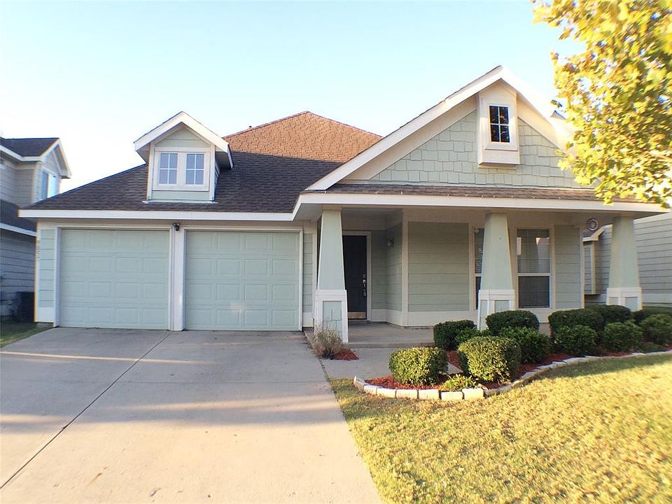 1st image of 9857 Old Field Dr