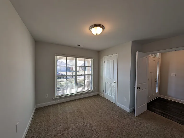 244 Abercorn Dr — Photo 24
